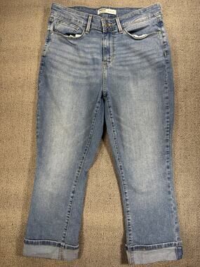 Levi Strauss Signature Gold Women’s Mid Rise Denim Capri Jeans Stretch 29x20